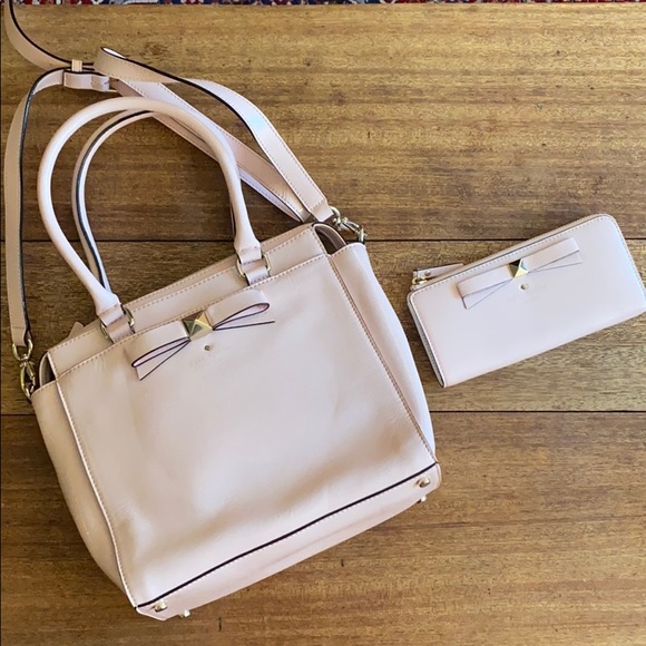 kate spade Handbags - Kate Spade ♠️ Beacon Court Purse (Pink)